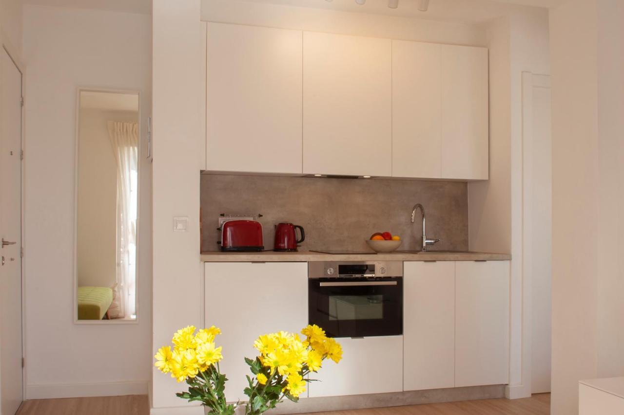 Lovely Beachfront Apartment In Calahonda Sitio de Calahonda Exterior foto